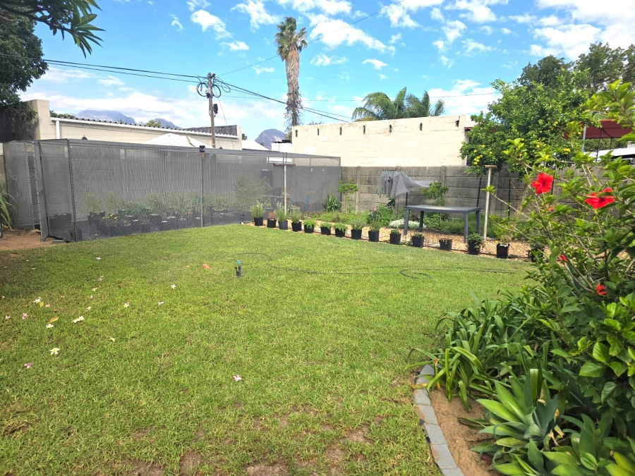 2 Bedroom Property for Sale in Paarl North Western Cape